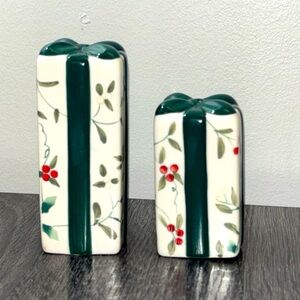 Pfaltzgraff‎ Vintage Winterberry Salt and Pepper Shaker Set White Red Green